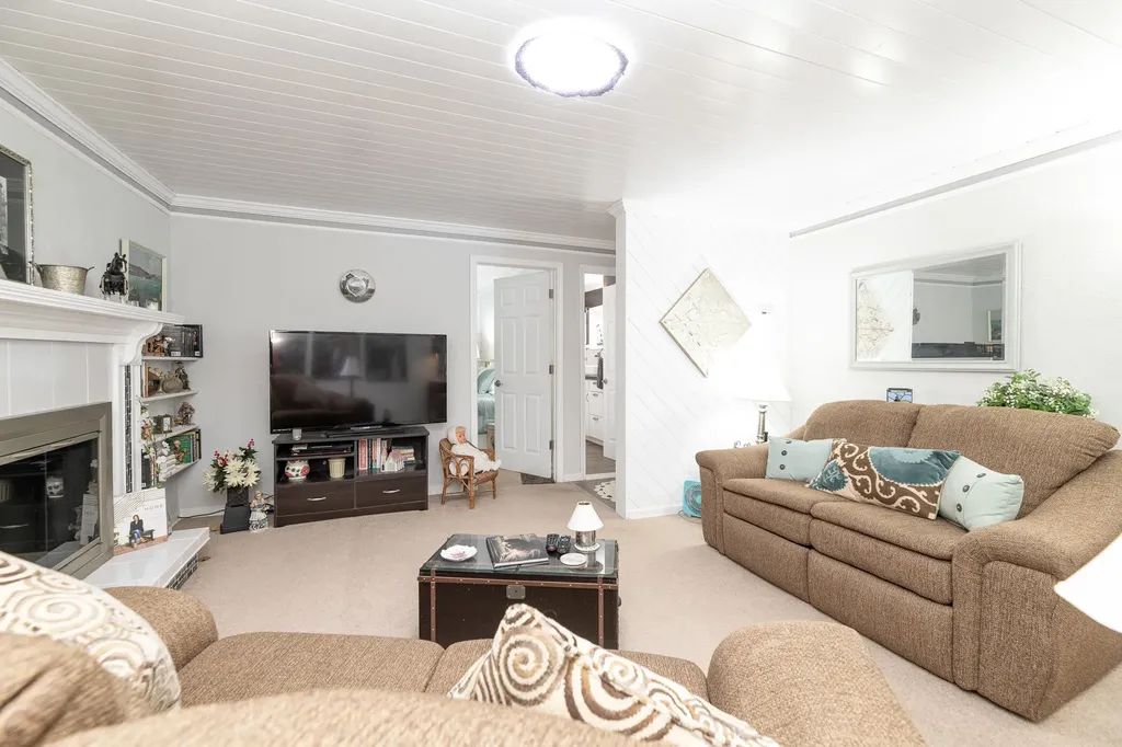 34453 Edgewater Drive Paw Paw Township MI 49079