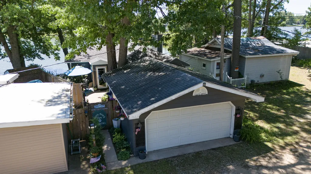 34453 Edgewater Drive Paw Paw Township MI 49079