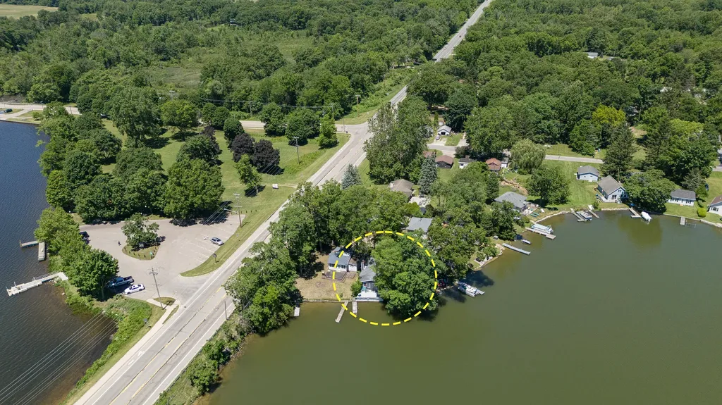 34453 Edgewater Drive Paw Paw Township MI 49079