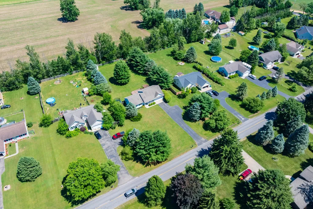 8146 N 27th Street Richland Township MI 49083