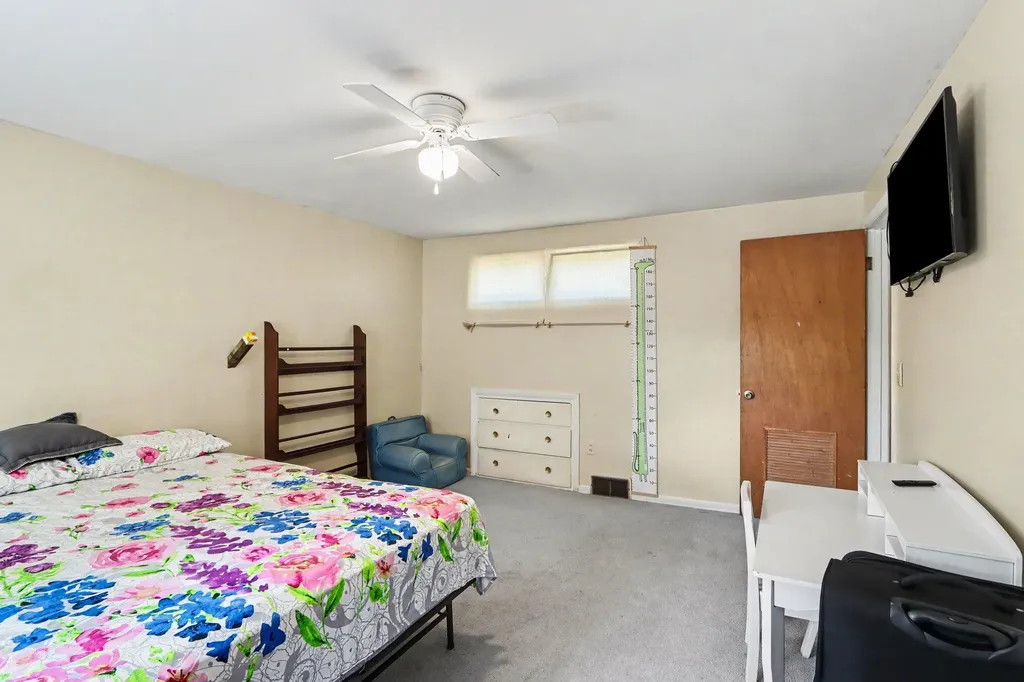 4215 Pembrook Street Kalamazoo City MI 49008