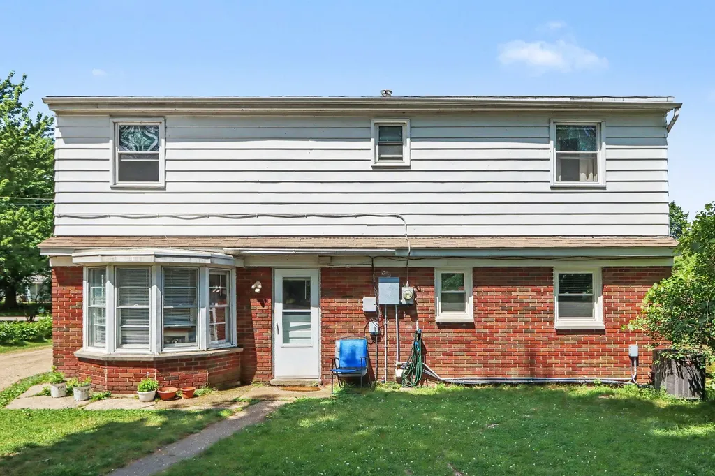 4215 Pembrook Street Kalamazoo City MI 49008