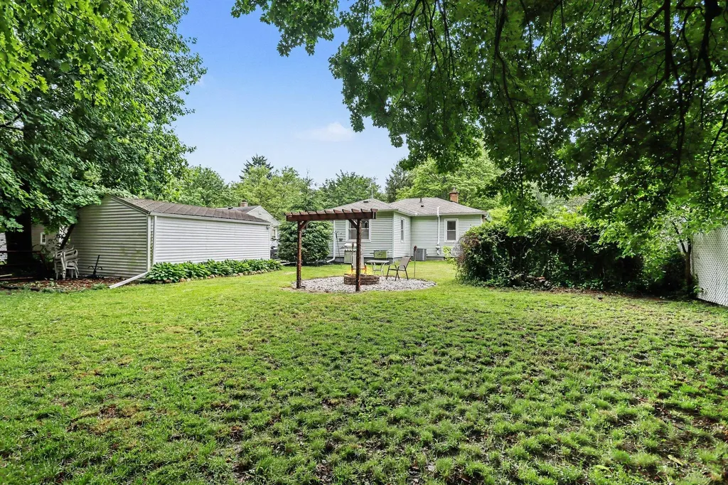 3304 Michael Avenue Kalamazoo City MI 49004