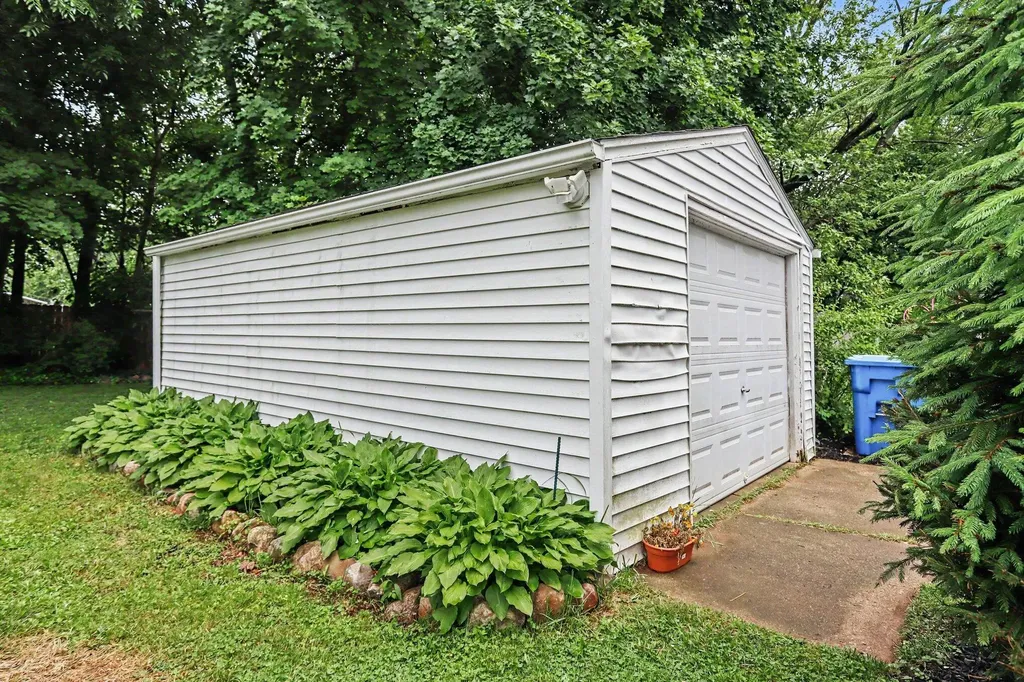 3304 Michael Avenue Kalamazoo City MI 49004