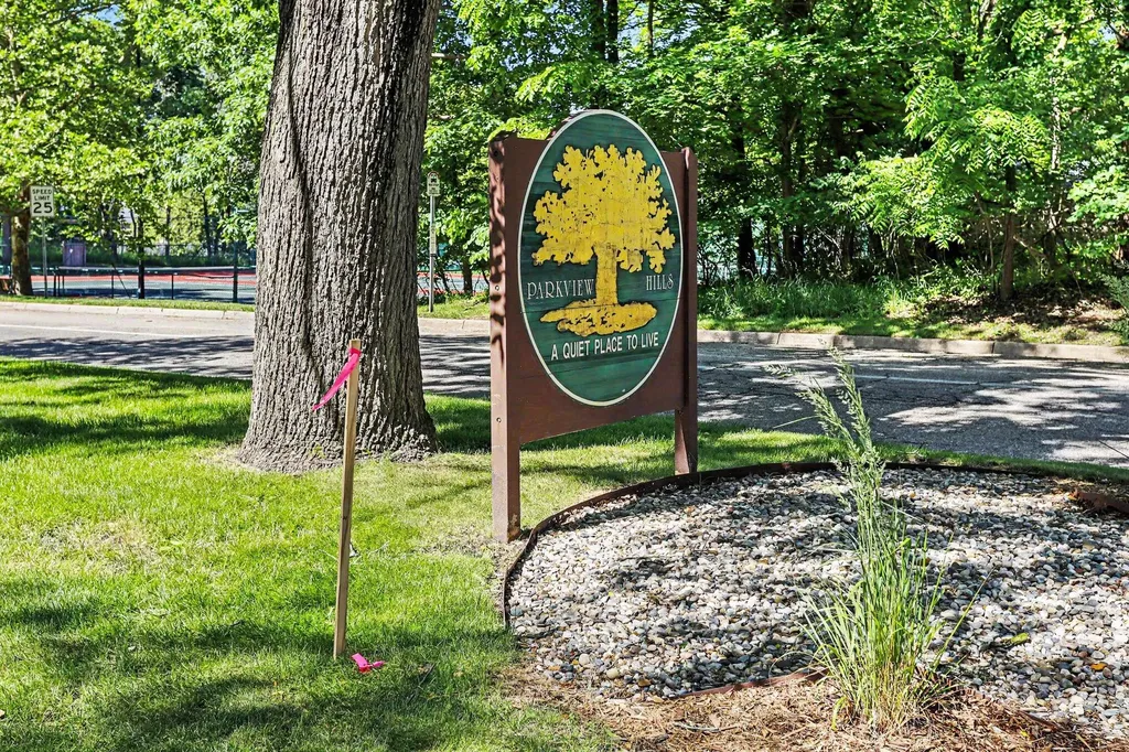 3907 Cricket Lane Kalamazoo City MI 49008