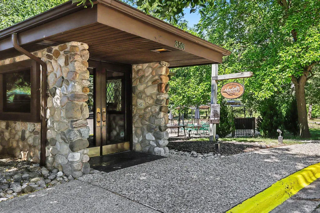 3907 Cricket Lane Kalamazoo City MI 49008