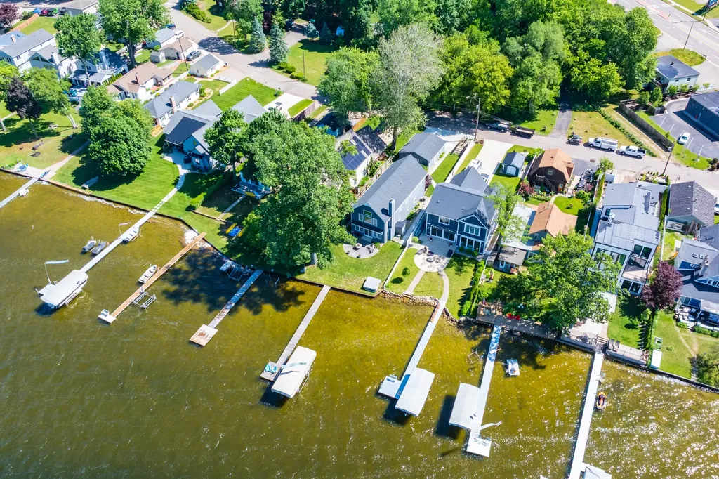 2136 Ames Drive Portage City MI 49002