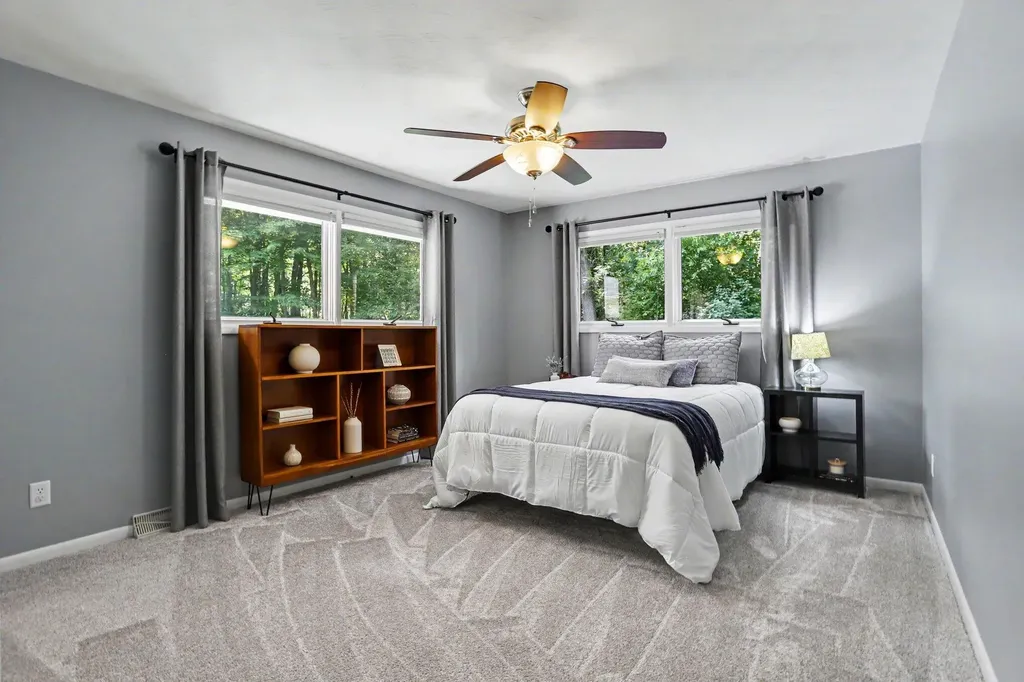 6028 Manorwood Drive Oshtemo Charter Township MI 49009
