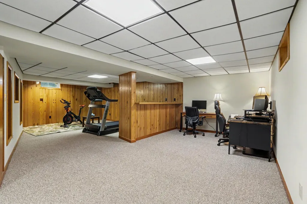 6028 Manorwood Drive Oshtemo Charter Township MI 49009