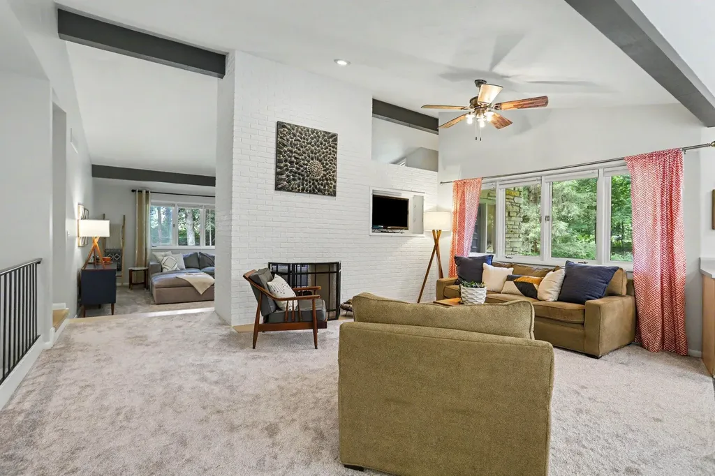 6028 Manorwood Drive Oshtemo Charter Township MI 49009