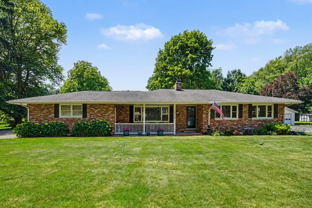 12869 Minges Road S Battle Creek City MI 49015