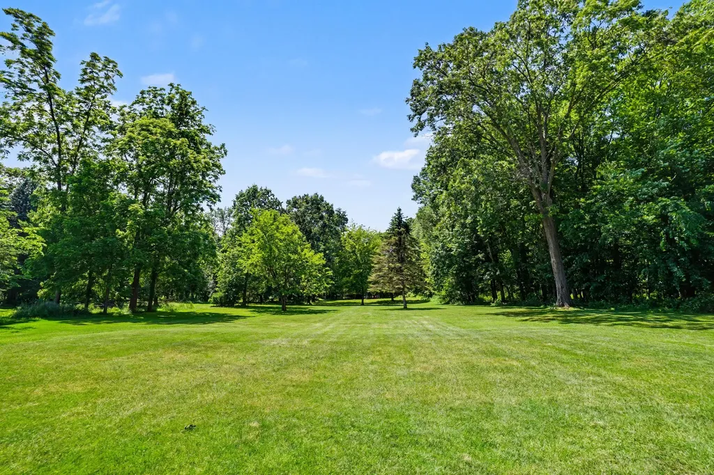 12869 Minges Road S Battle Creek City MI 49015