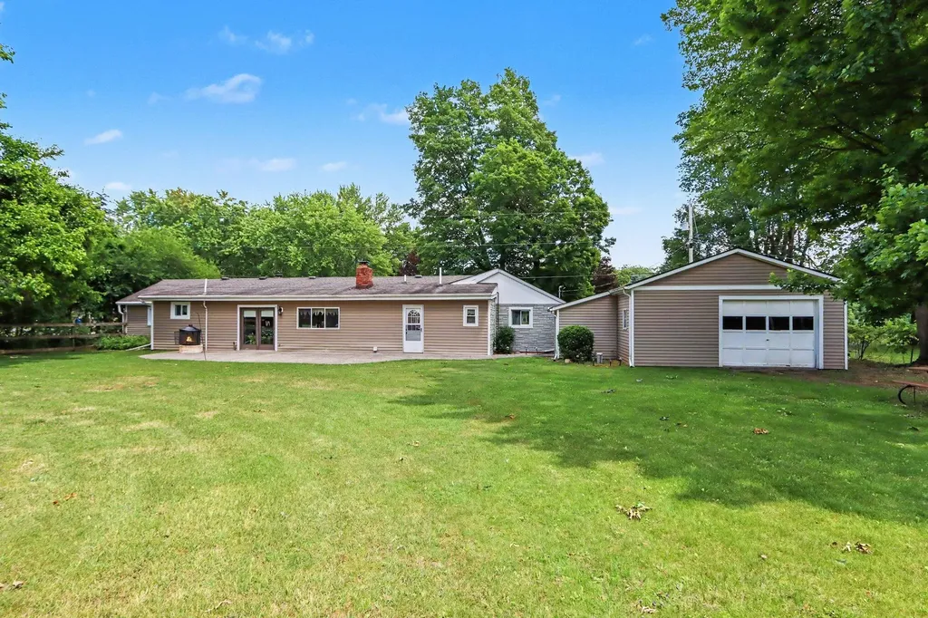 18988 32nd Street Pine Grove Township MI 49055