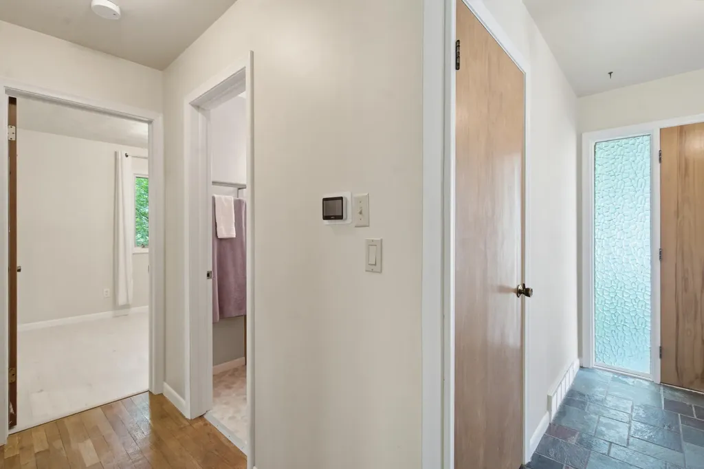 2121 Lakewood Drive Kalamazoo Charter Township MI 49001