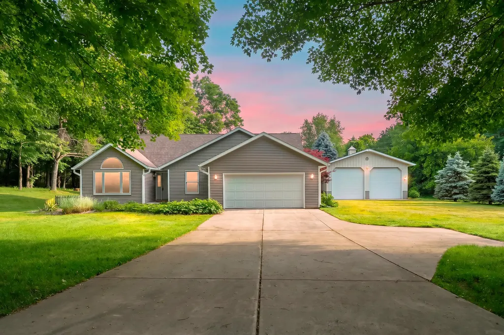 9433 E H Avenue Comstock Charter Township MI 49048