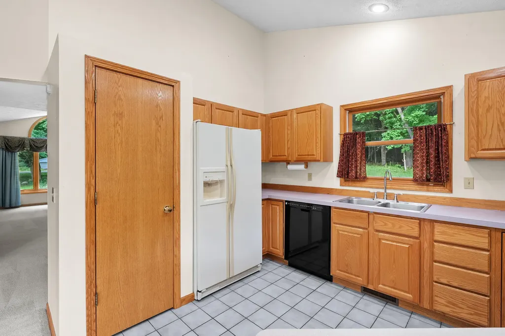 9433 E H Avenue Comstock Charter Township MI 49048