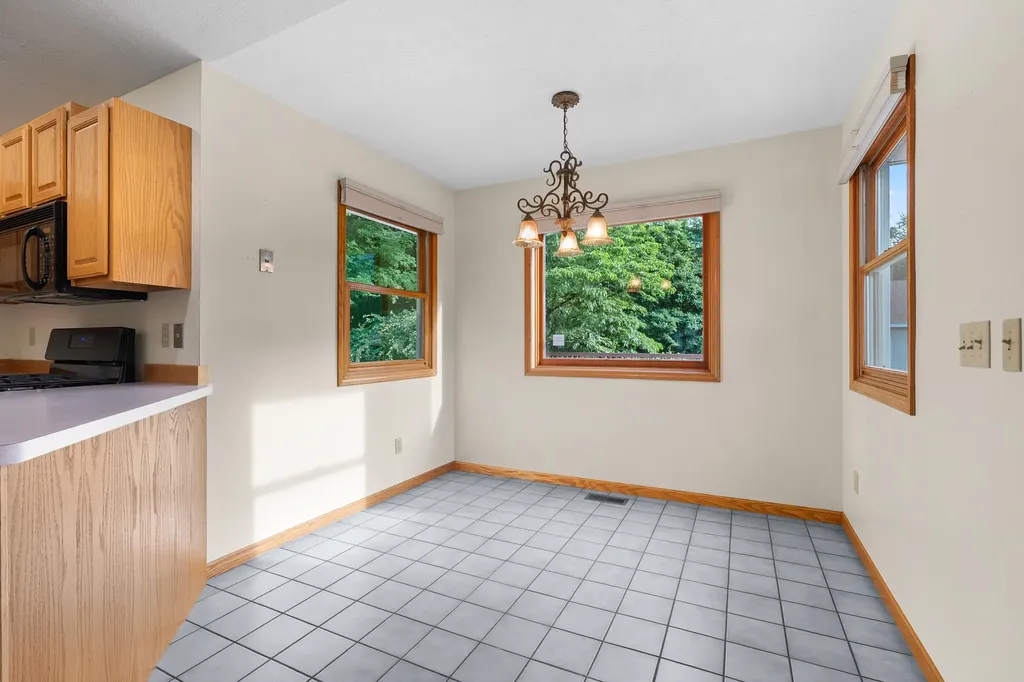9433 E H Avenue Comstock Charter Township MI 49048