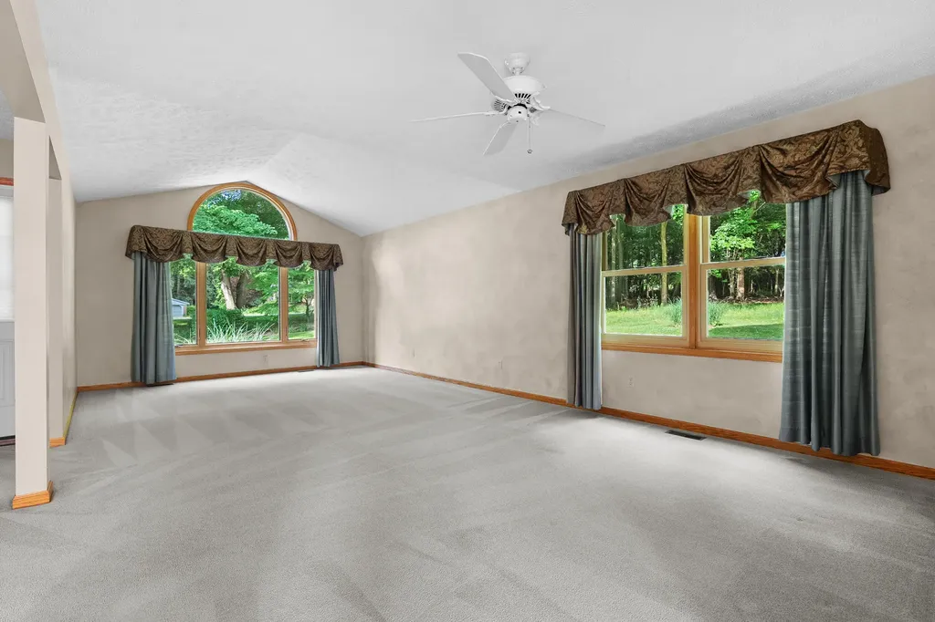 9433 E H Avenue Comstock Charter Township MI 49048