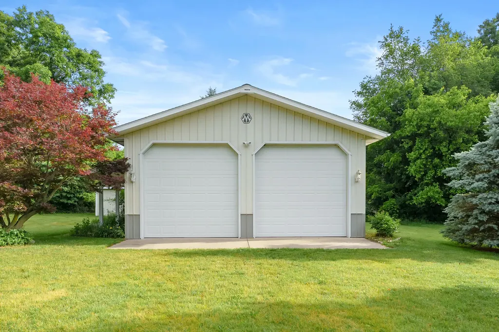 9433 E H Avenue Comstock Charter Township MI 49048