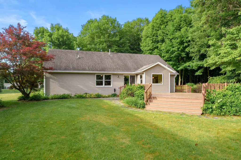 9433 E H Avenue Comstock Charter Township MI 49048