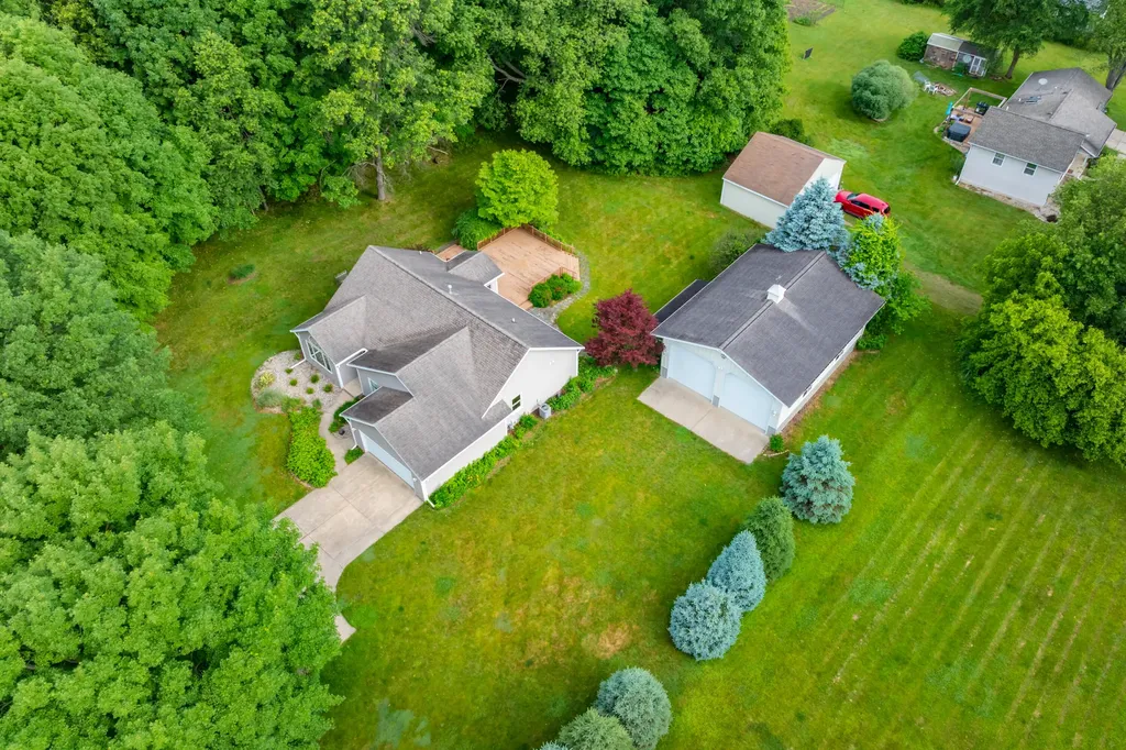 9433 E H Avenue Comstock Charter Township MI 49048