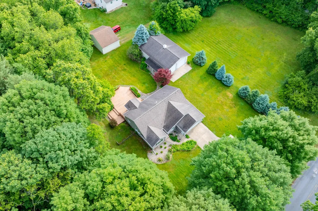 9433 E H Avenue Comstock Charter Township MI 49048