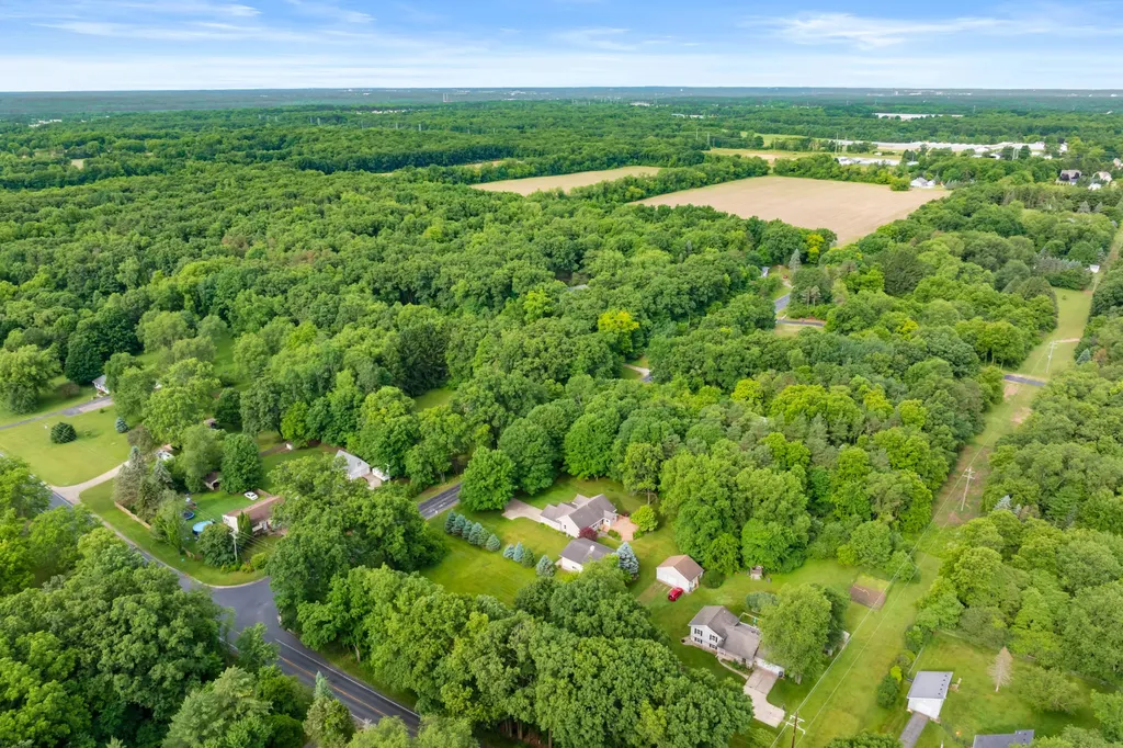 9433 E H Avenue Comstock Charter Township MI 49048