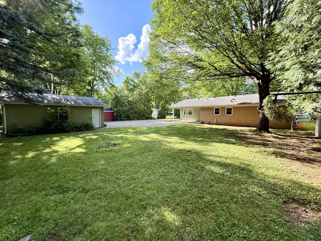 3918 Andora Avenue Kalamazoo Charter Township MI 49006