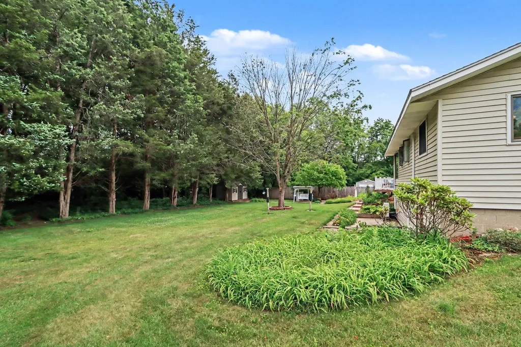 9946 Handel Street Portage City MI 49024