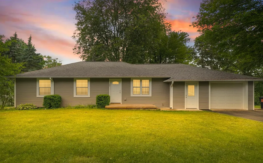169 Ann Street NE Cedar Springs City MI 49319