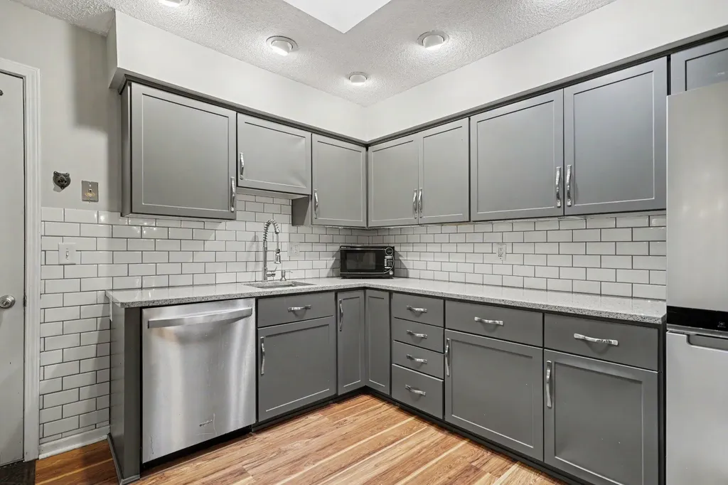6686 N Sprinkle Road Richland Township MI 49004