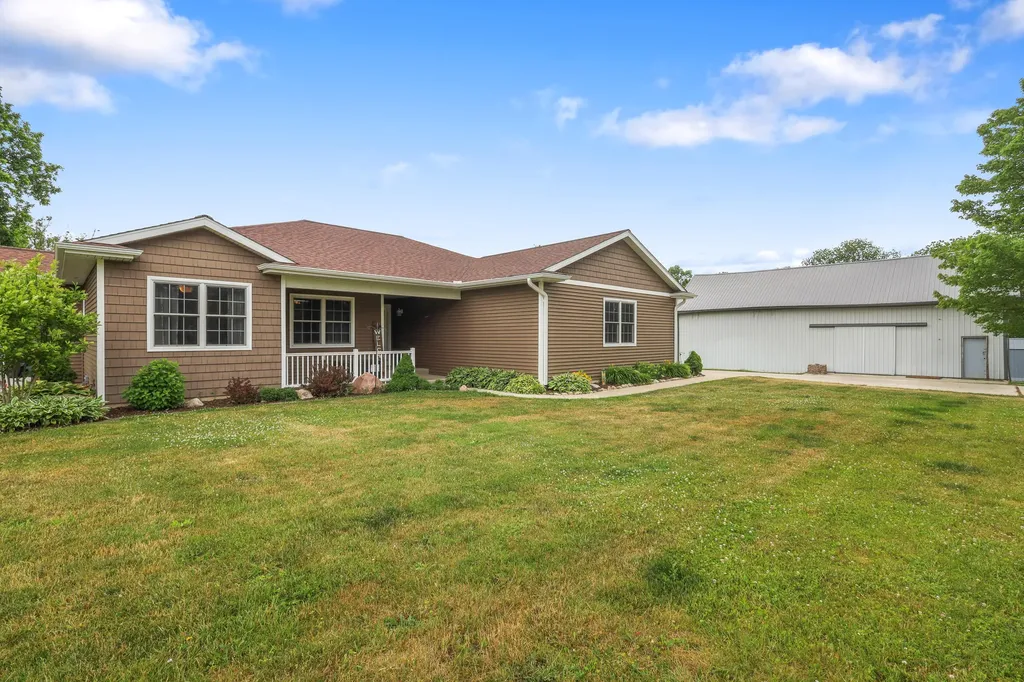 10426 Dutch Settlement Road Flowerfield Township MI 49067
