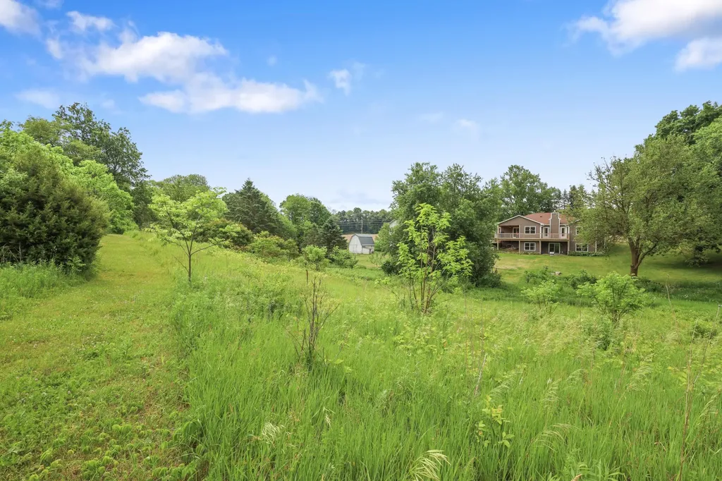 10426 Dutch Settlement Road Flowerfield Township MI 49067