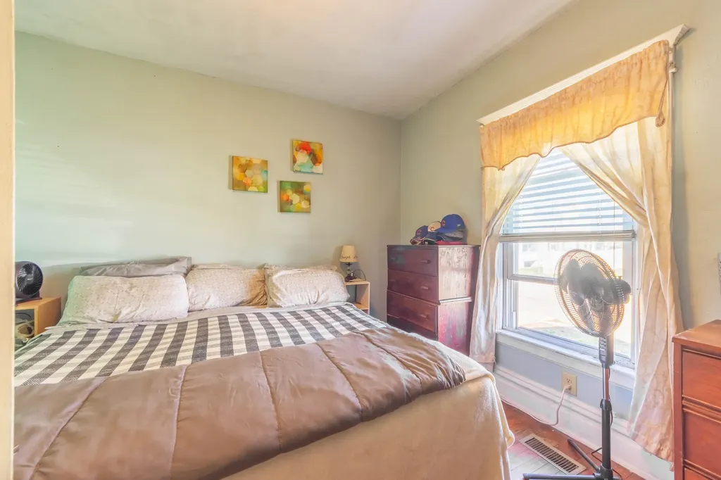 1123 Egleston Avenue Kalamazoo City MI 49001