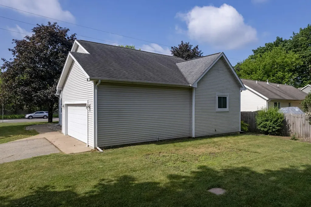 5976 Grand Traverse Lane Portage City MI 49024