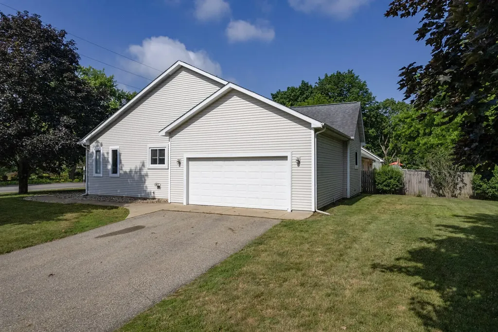 5976 Grand Traverse Lane Portage City MI 49024