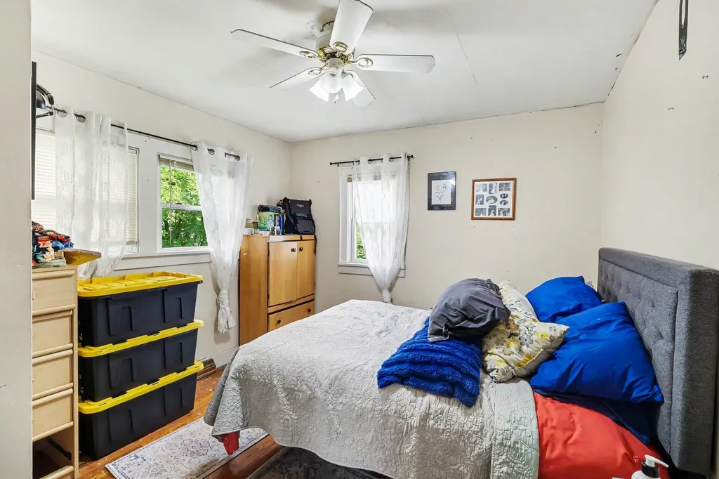 2034 Royce Avenue Kalamazoo City MI 49001
