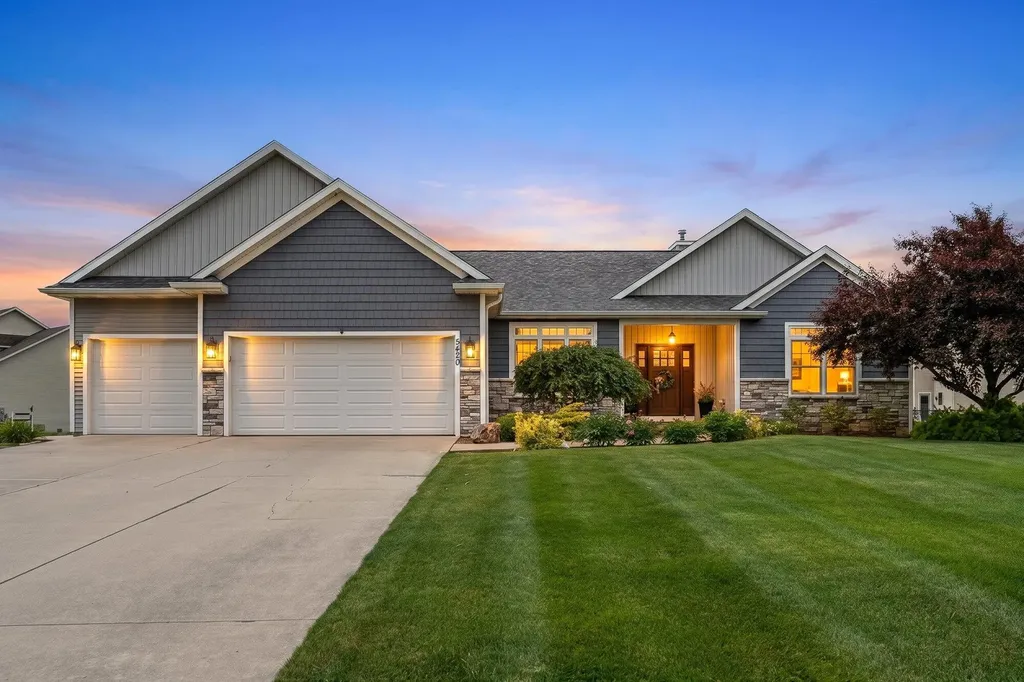 5420 Farallon Drive Texas Charter Township MI 49009