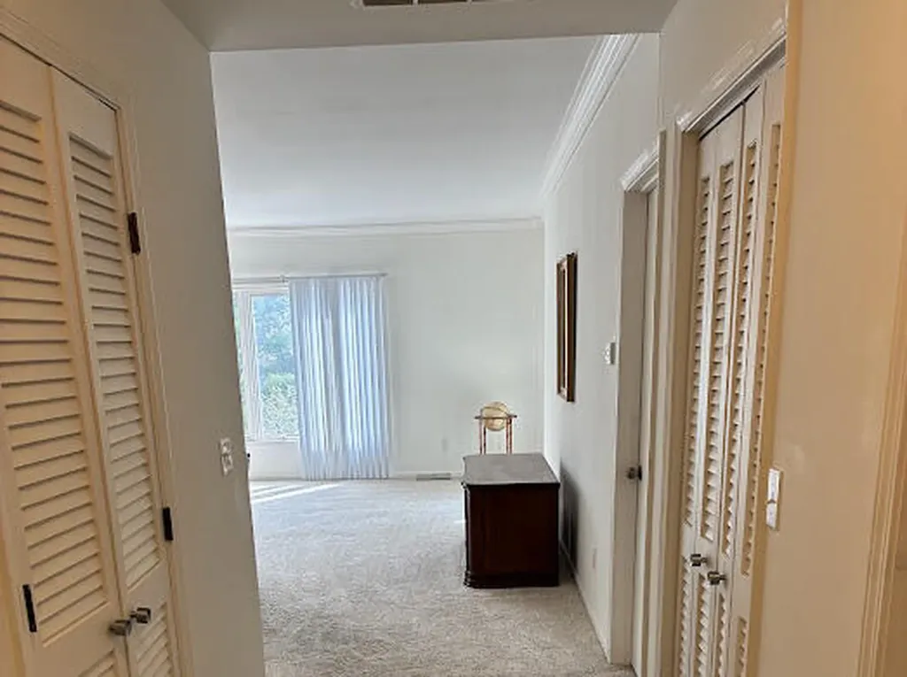 4040 Greenleaf Circle Kalamazoo City MI 49008