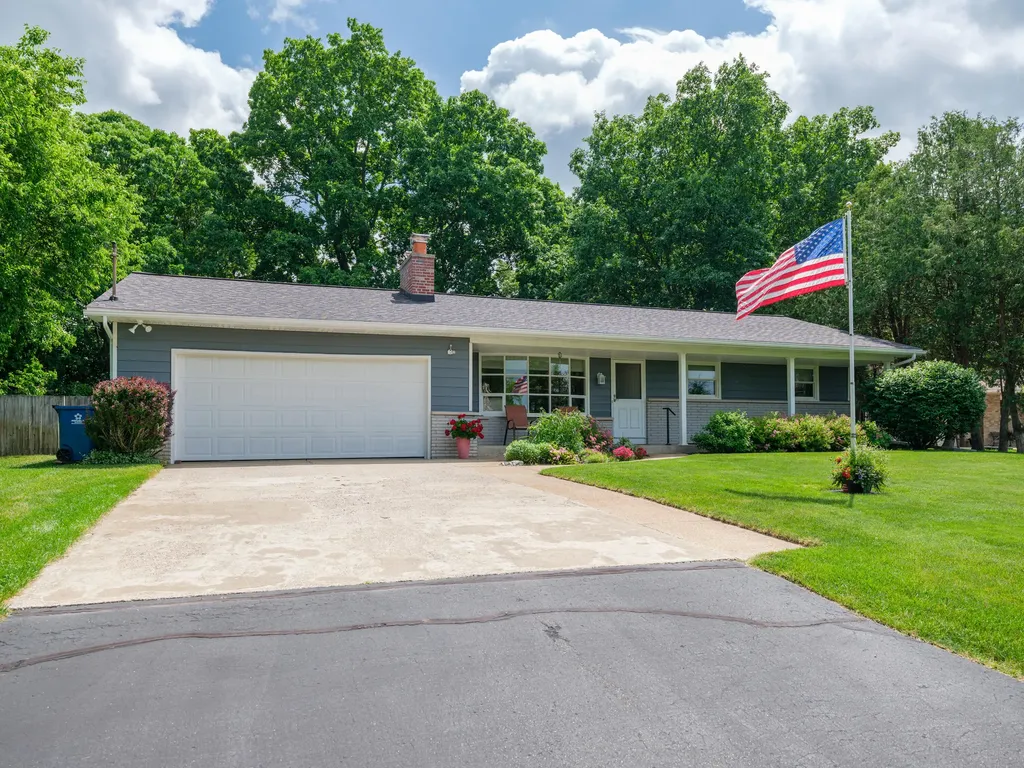 5482 Lindenwood Street Cooper Charter Township MI 49004