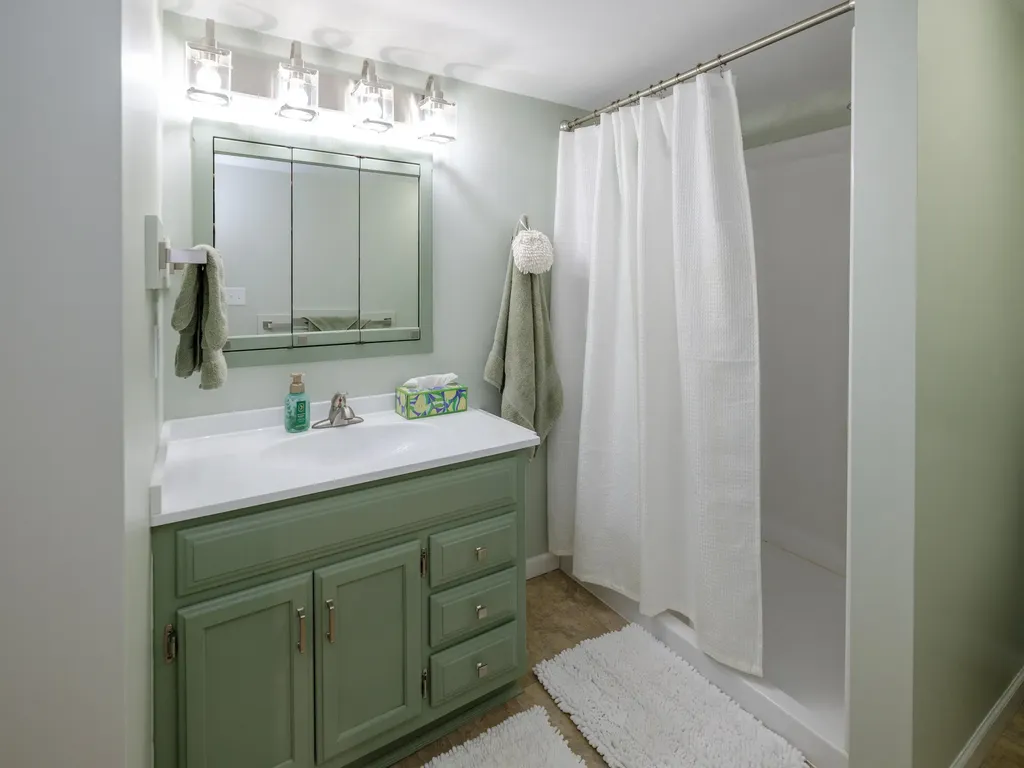 5482 Lindenwood Street Cooper Charter Township MI 49004