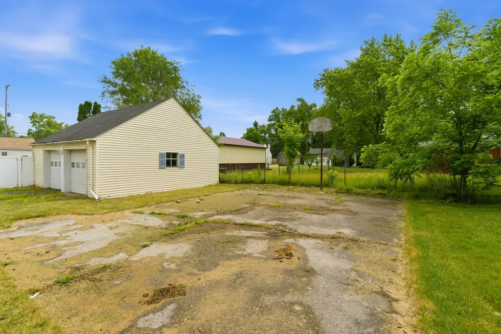 557 Ferris Street Comstock Charter Township MI 49048