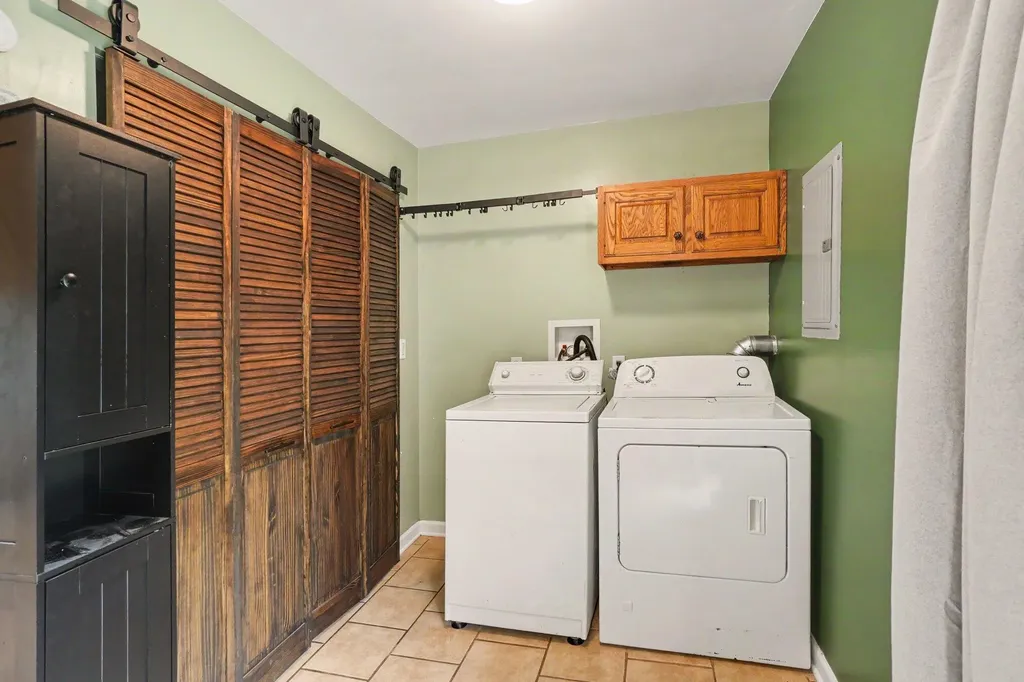 111 Oliver Street Bangor City MI 49013