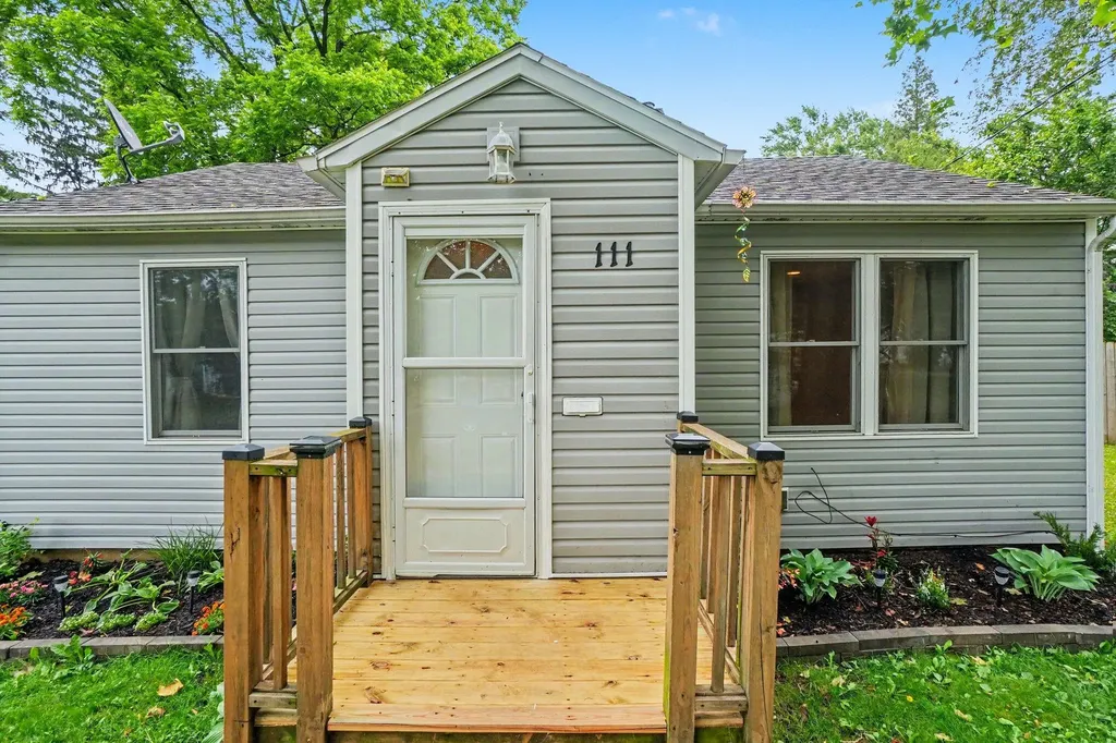111 Oliver Street Bangor City MI 49013