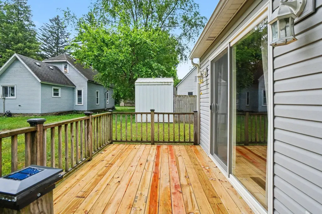 111 Oliver Street Bangor City MI 49013