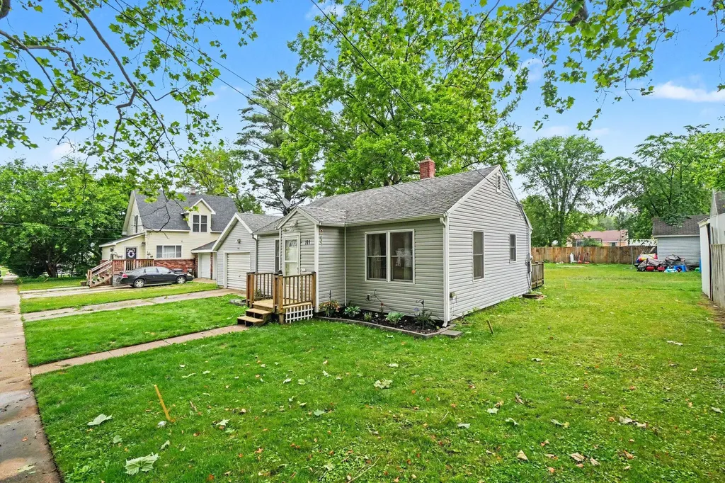 111 Oliver Street Bangor City MI 49013
