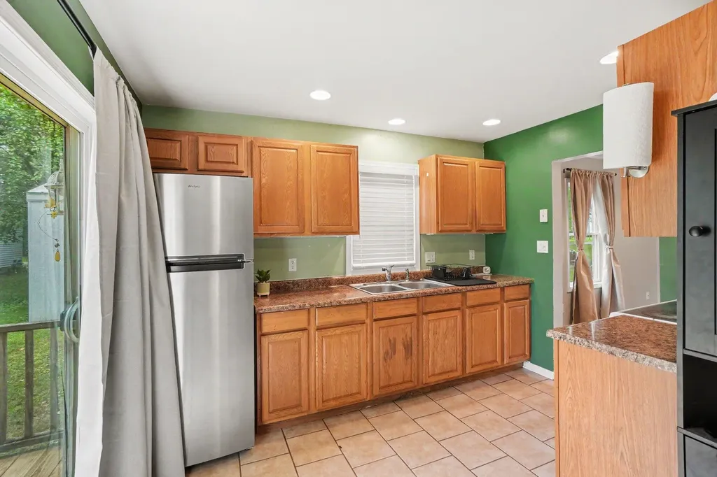 111 Oliver Street Bangor City MI 49013