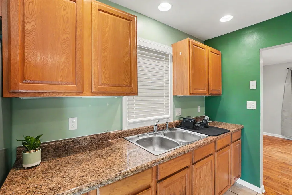 111 Oliver Street Bangor City MI 49013