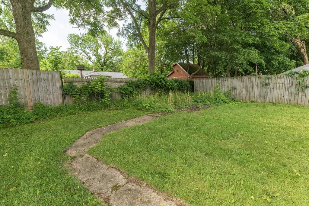 2222 Southern Avenue Kalamazoo City MI 49001