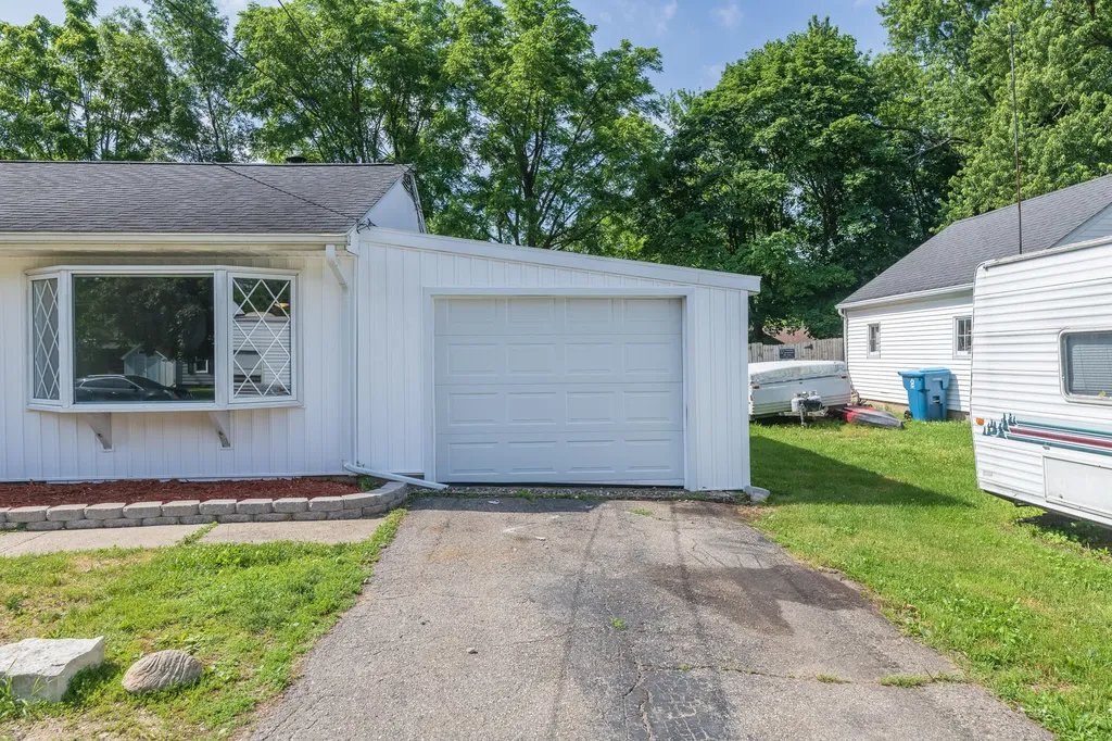 2222 Southern Avenue Kalamazoo City MI 49001